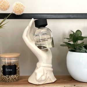 Jake’s house perfume by Henry Rose